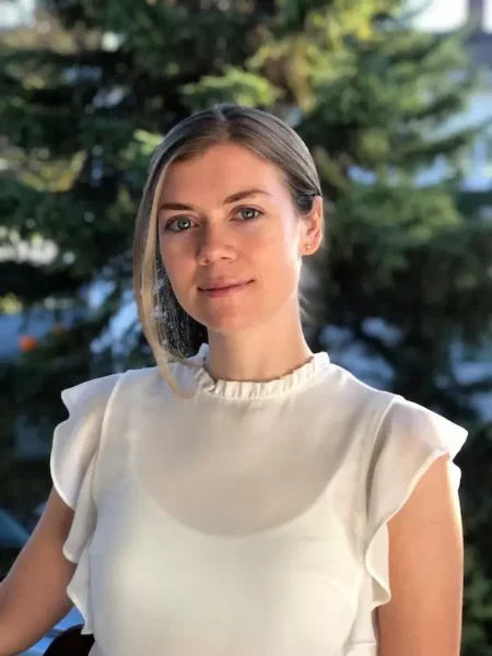 Amber Lynch
